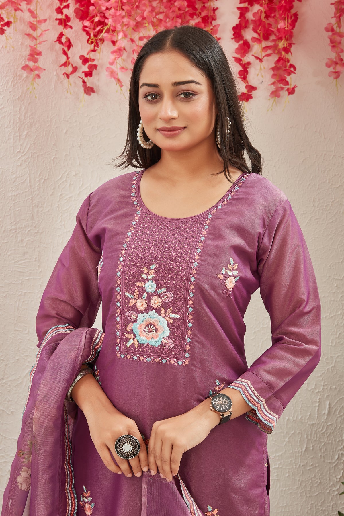 SOFT BLEND SHIMMER KURTI SET (2209)