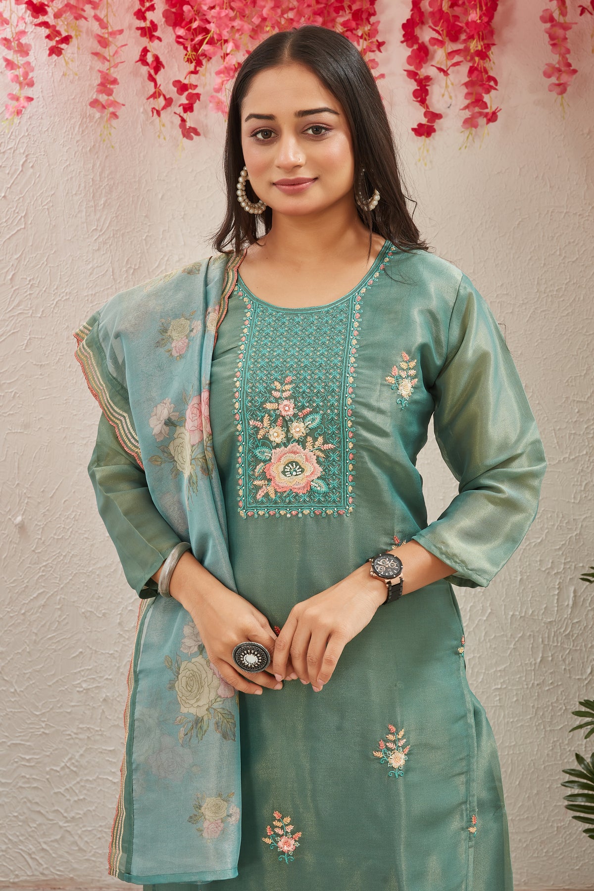 SOFT BLEND SHIMMER KURTI SET (2209)