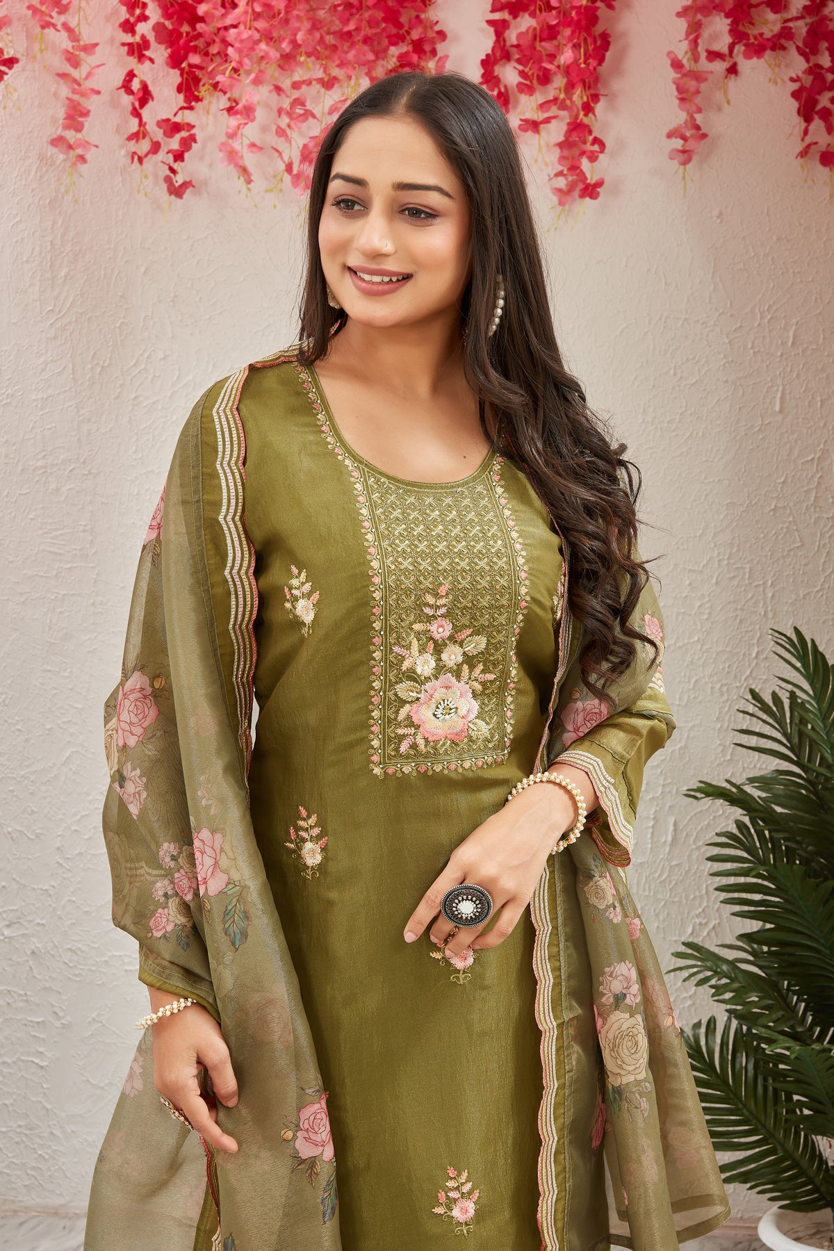 SOFT BLEND SHIMMER KURTI SET (2209)