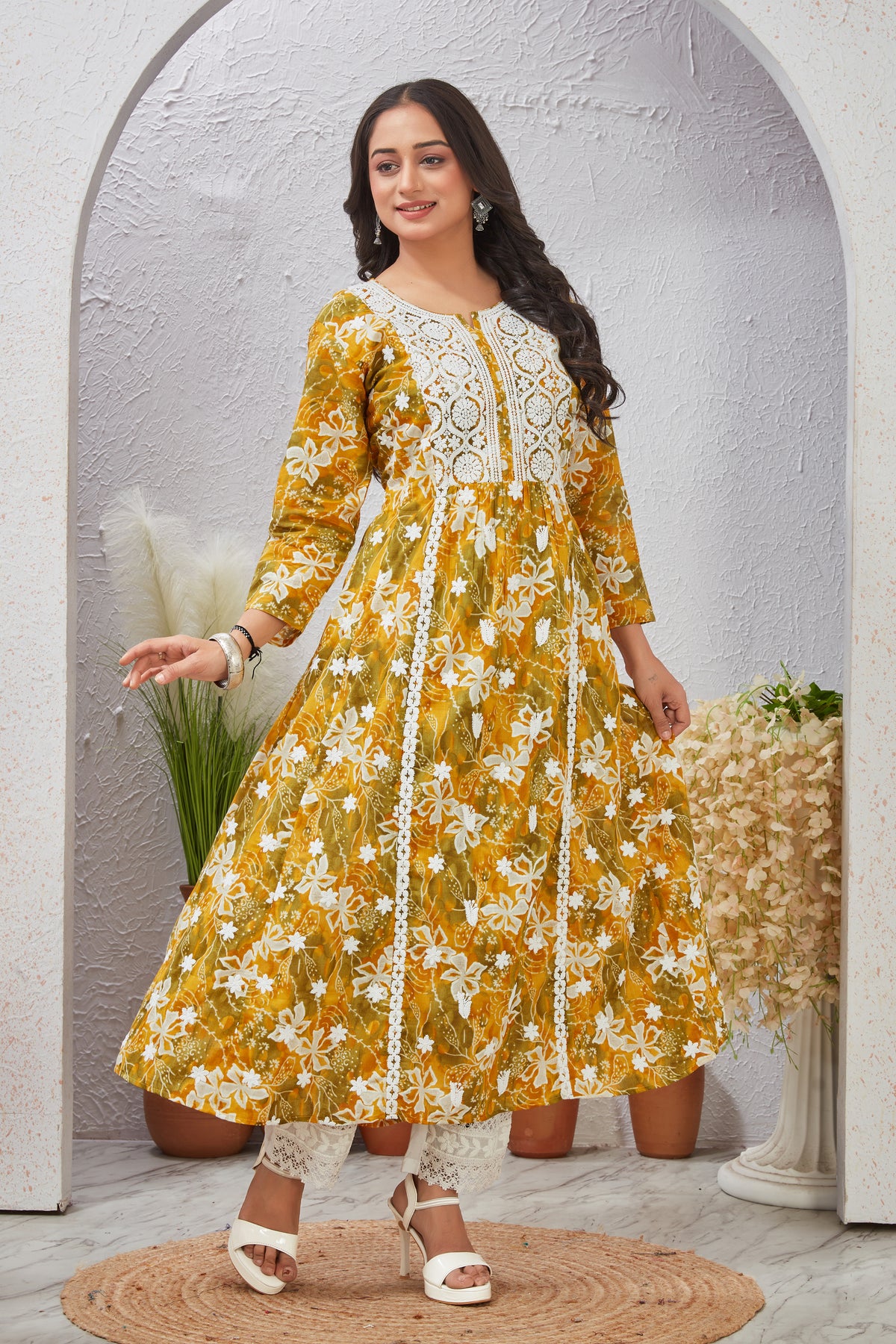 COTTON LUCKNOWI GOWN (2702)