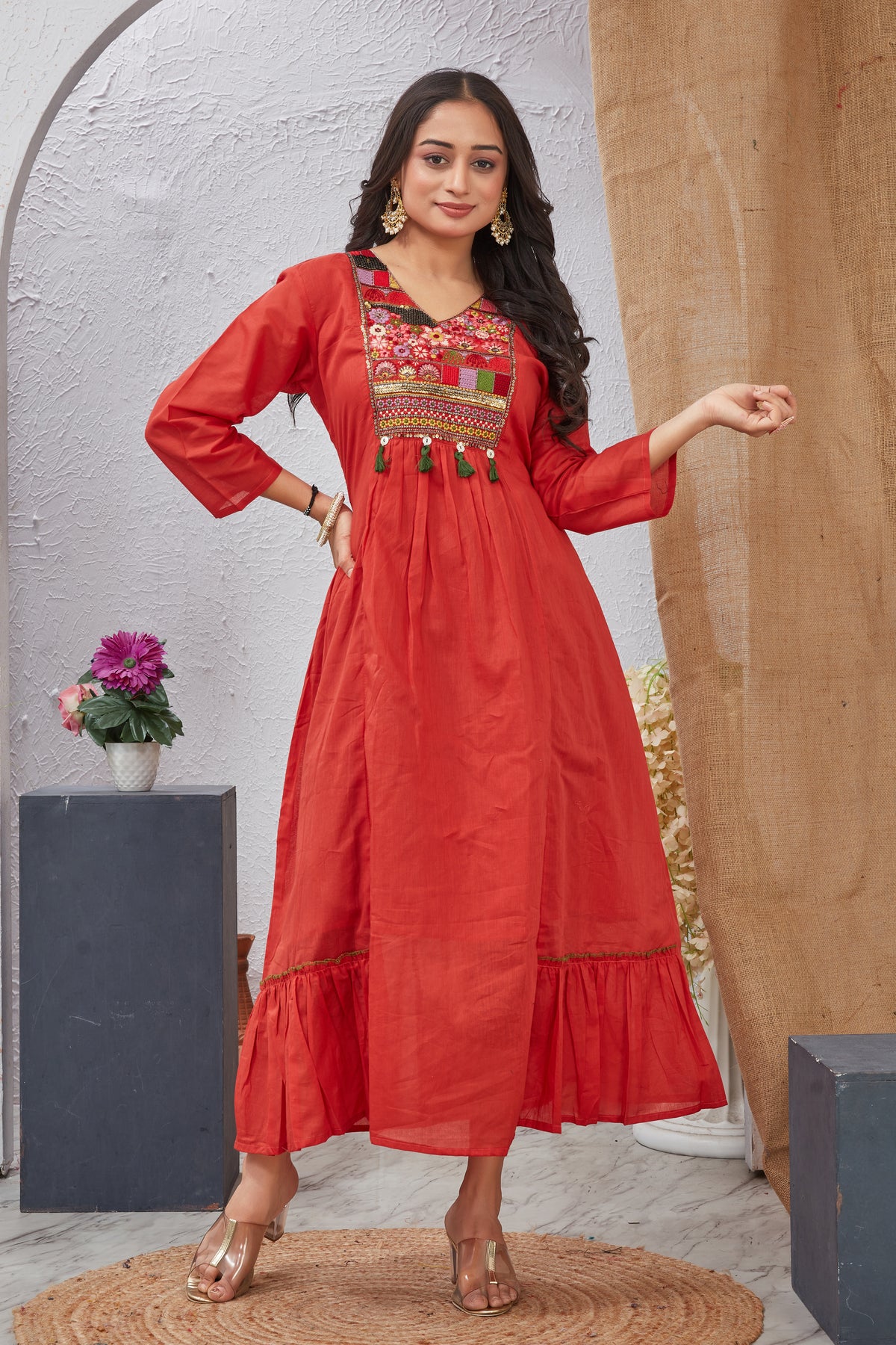 2520 (GOWN)