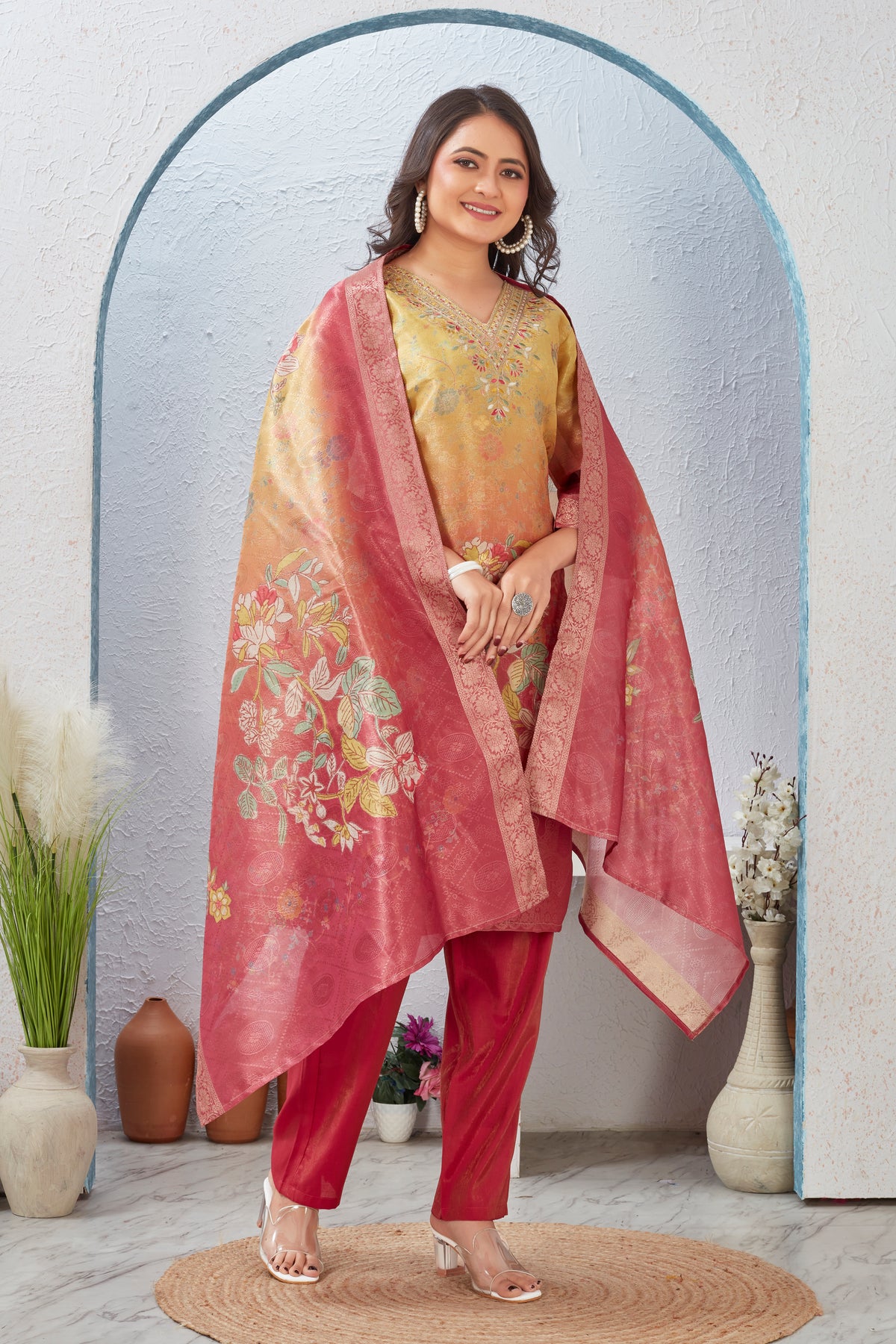 SHIMMER JACQUARD KURTI SET (2890)