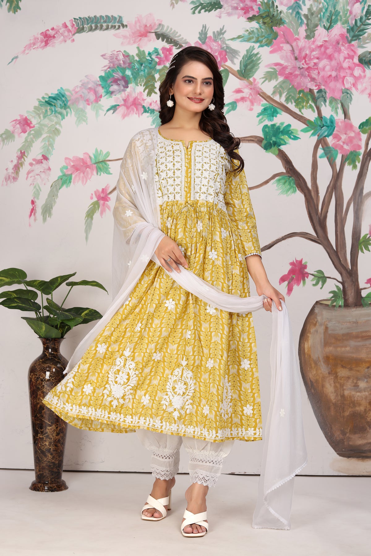 COTTON LUCKNOWI GOWN (4907)
