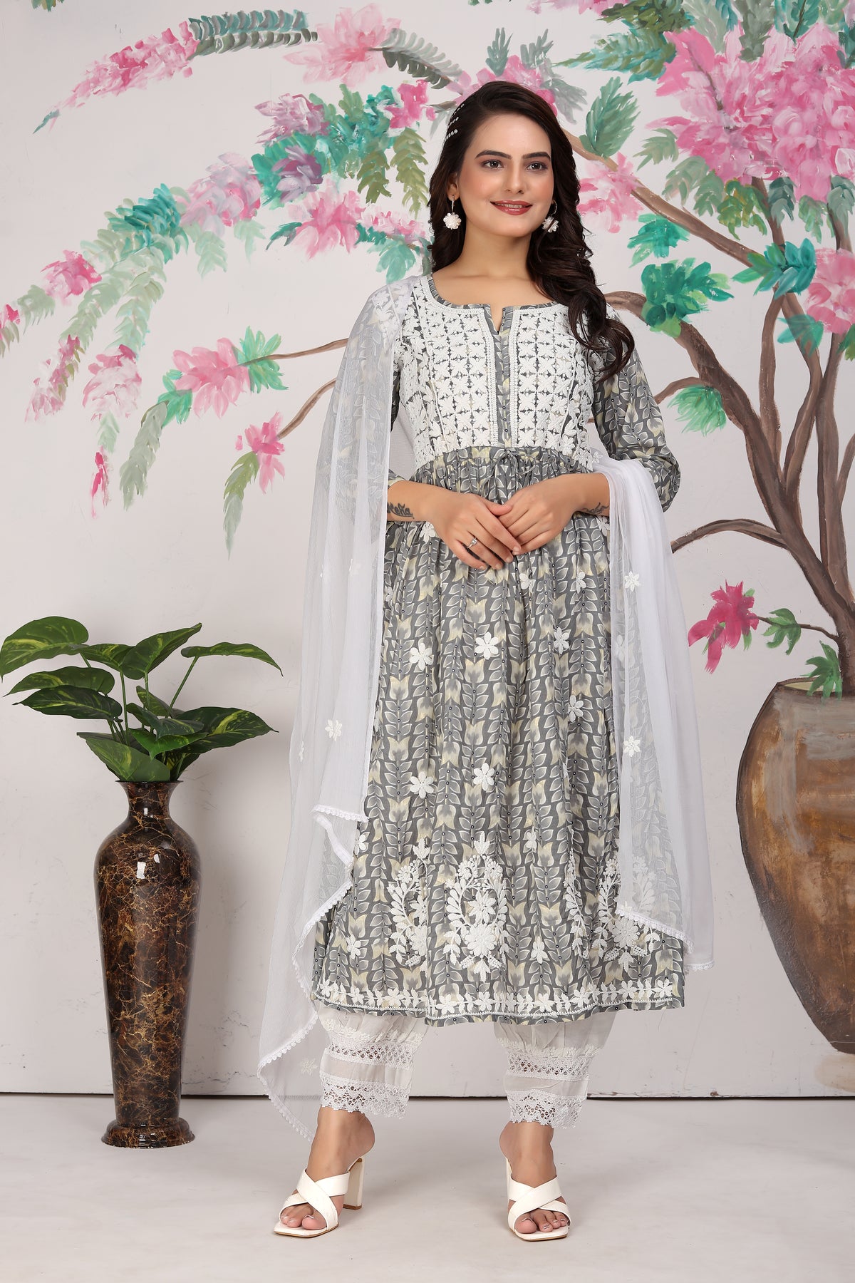 COTTON LUCKNOWI GOWN (4907)