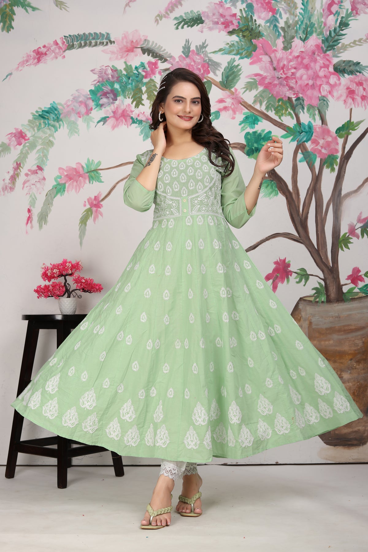COTTON LUCKNOWI GOWN (4507)