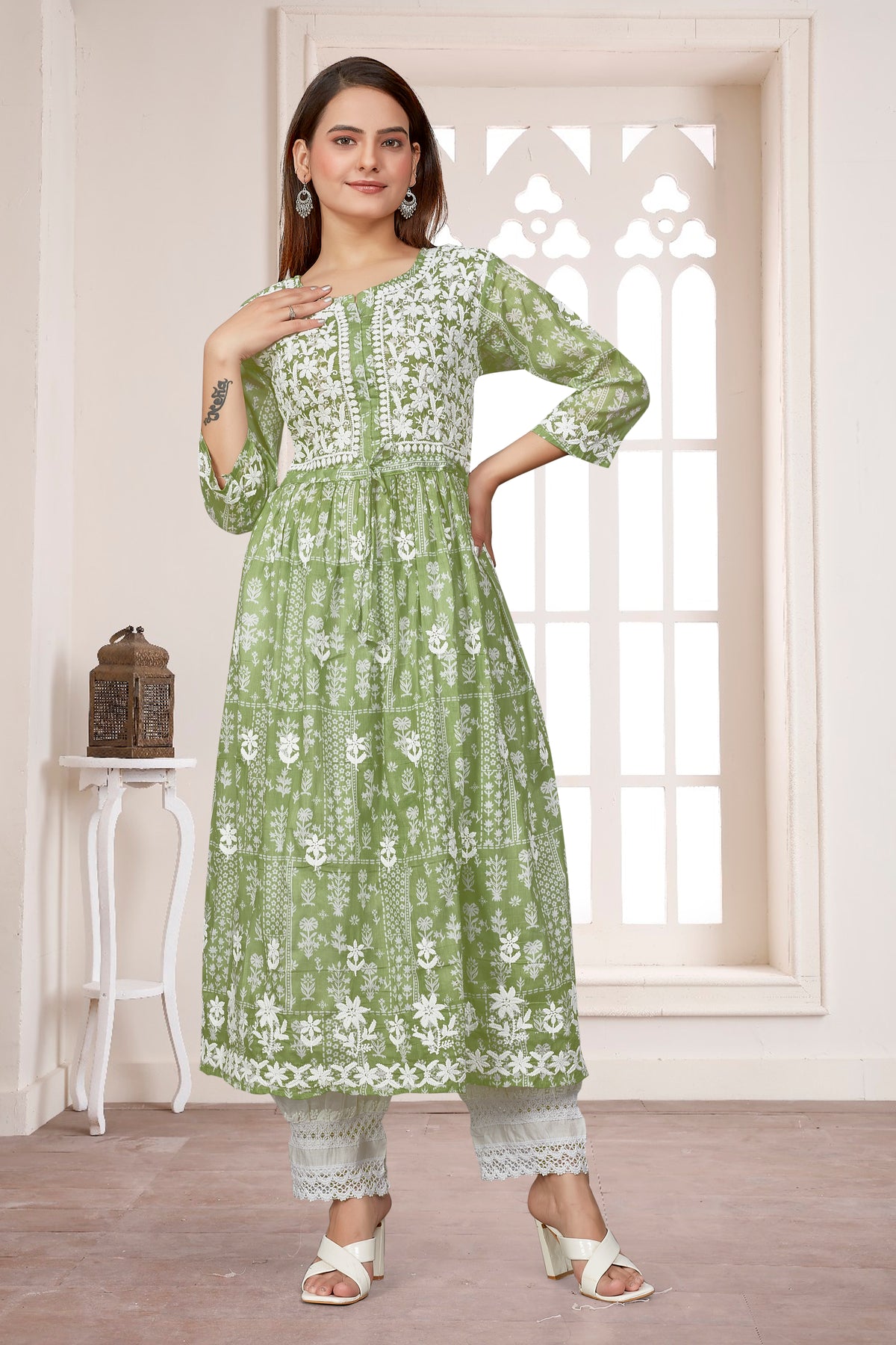 COTTON LUCKNOWI GOWN (2307)