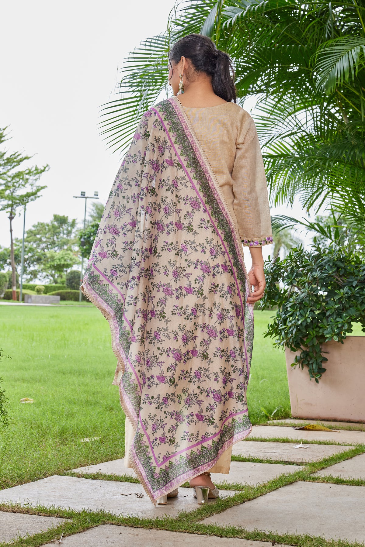 2835 (KURTA SET)