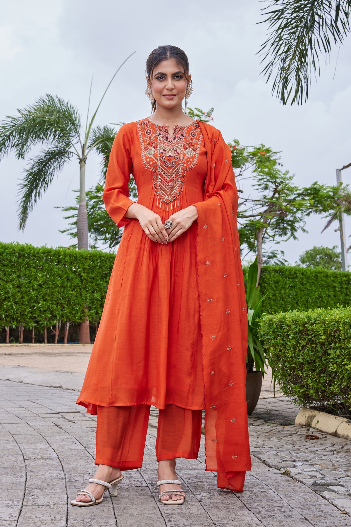 MULL CHANDRI KURTI SET (2868)